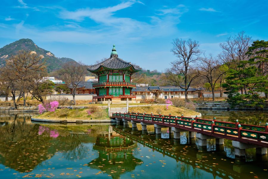Hyangwonjeong 