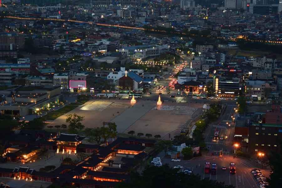 Seojangdae at Night